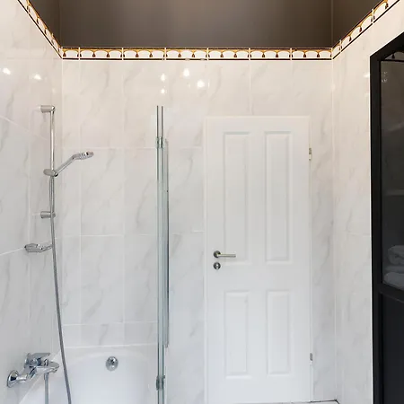 Apartamento Am Weinberg Wiesbaden